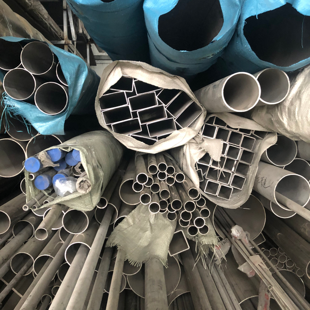 Manufacturer 201 304 316 Polished Round Stainless Steel Pipe